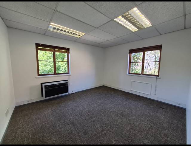 384M² OFFICE TO LET IN SANDTON CENTRAL